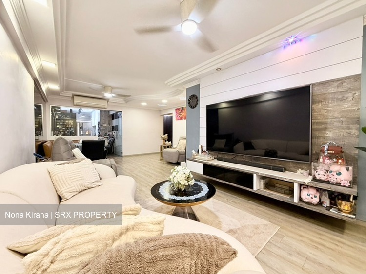 Blk 224 Tampines Street 23 (Tampines), HDB 4 Rooms #623996561
